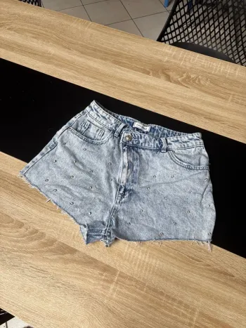 Short à strass neuf taille 36