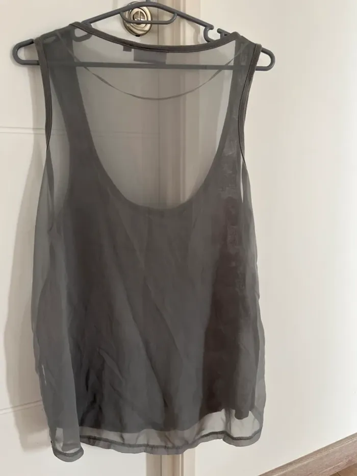 Débardeur gris - photo numéro 2