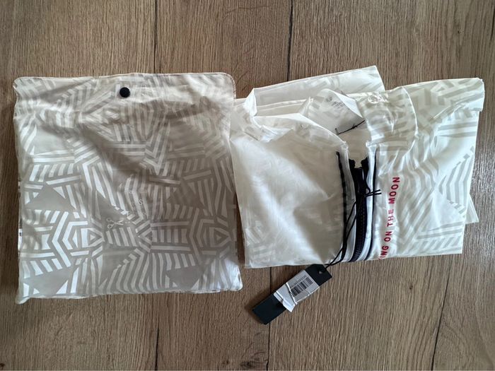 Poncho Ikks taille 3 neuf avec étiquette - photo numéro 14