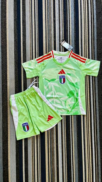Ensemble football Italy pour enfants
