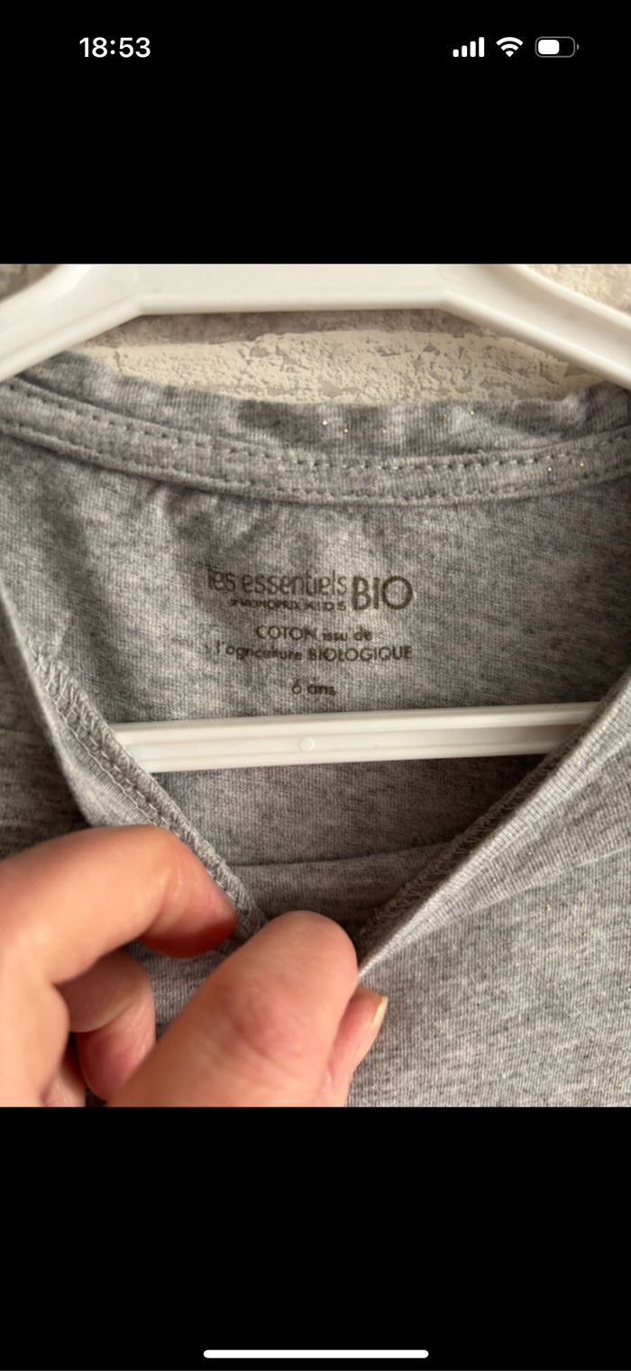 Tee shirt Monoprix taille 6 ans - photo numéro 4