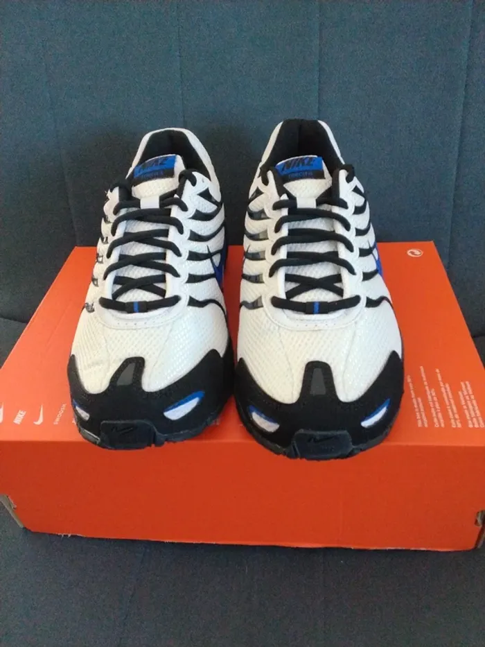 Baskets Nike Air Max - photo numéro 2