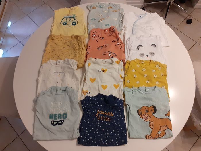 Lot de vêtements bébé garçon 9 mois - photo numéro 2