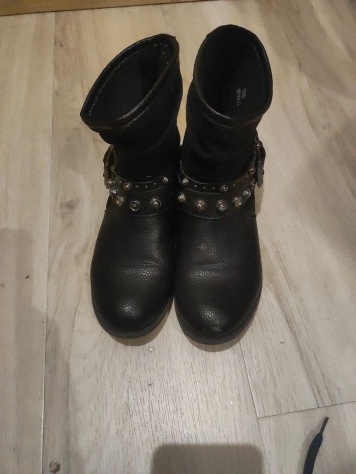 Bottines simili cuir état satisfaisant 35