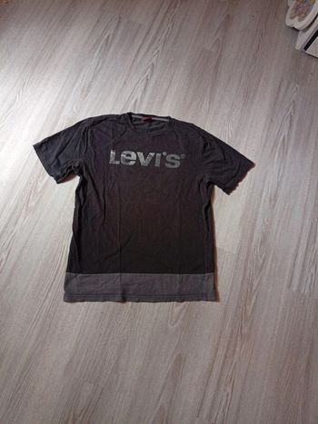 T shirt levis taille M
