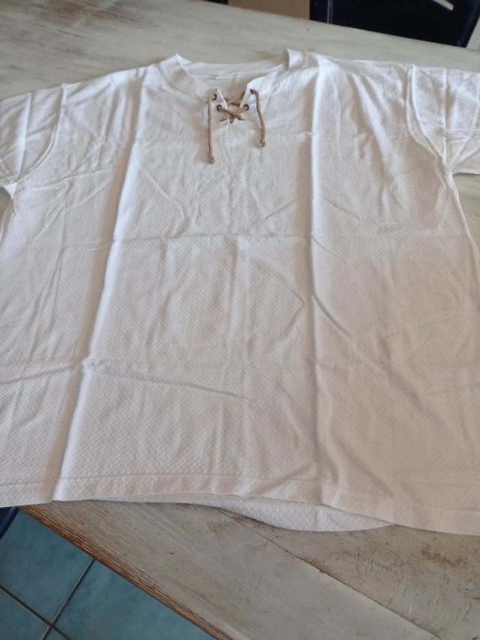 T shirt femme manches courtes