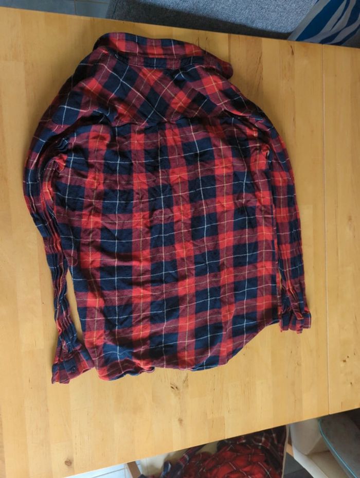 Chemise pull and bear rouge à carreaux - photo numéro 3