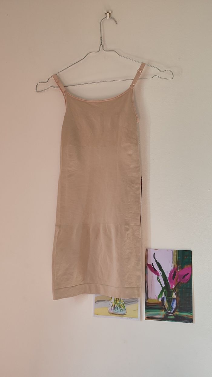 Fond de robe chair gainante taille XS - photo numéro 4