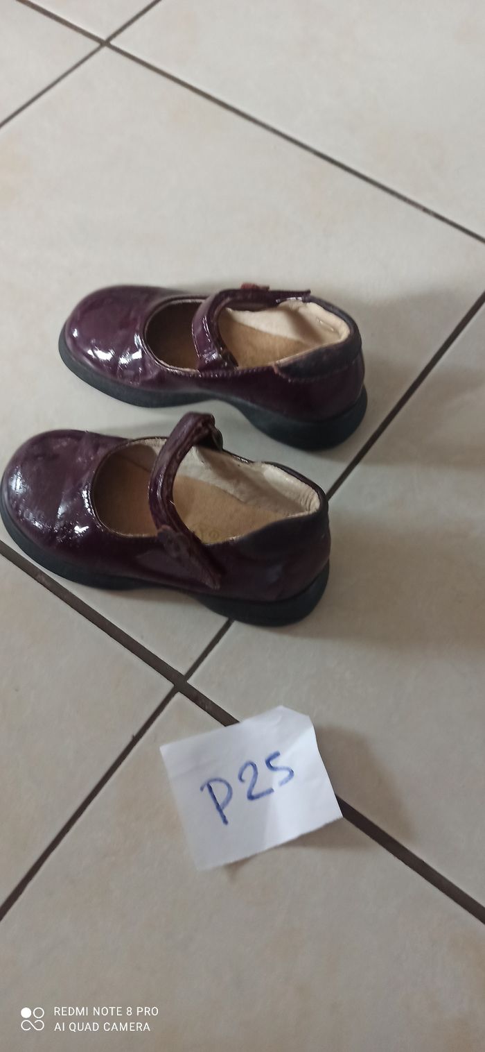 Chaussures vernis p. 25