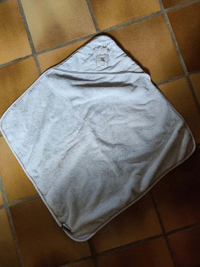 Serviette de bain bébé