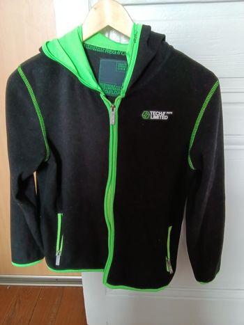 Veste C&A noir et multicolore
