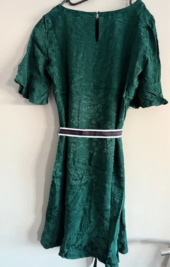 Robe Kookai - Élégance et confort en taille S - photo numéro 2