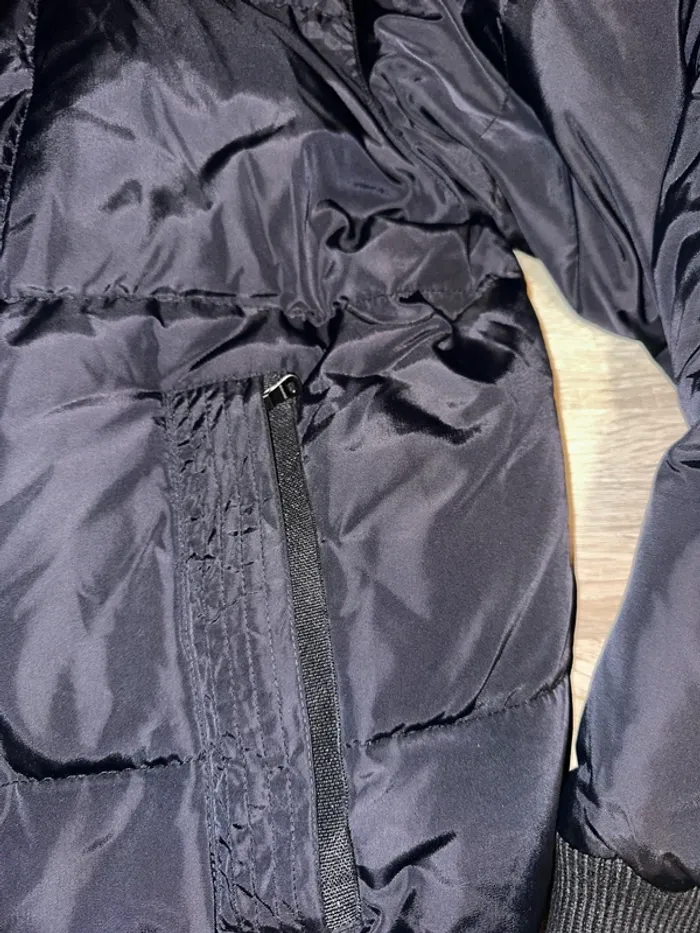 Doudoune Hugo Boss taille L/XL - photo numéro 4