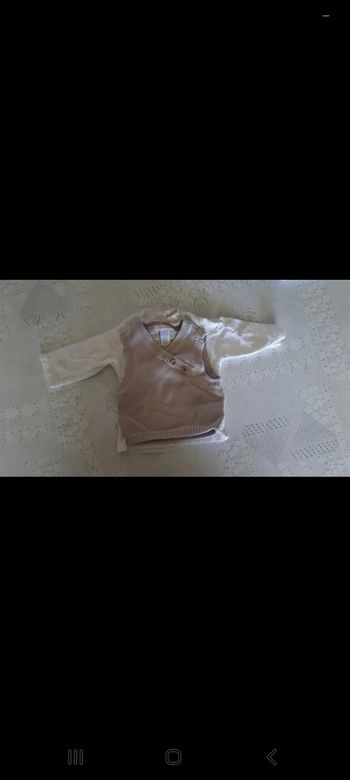 T-shirt manches longues et gilet en laine pour bébé - Taille 1 mois