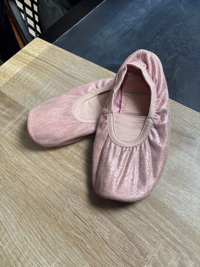 Patin de danse rose paillettes pointure 29/30 - photo numéro 2