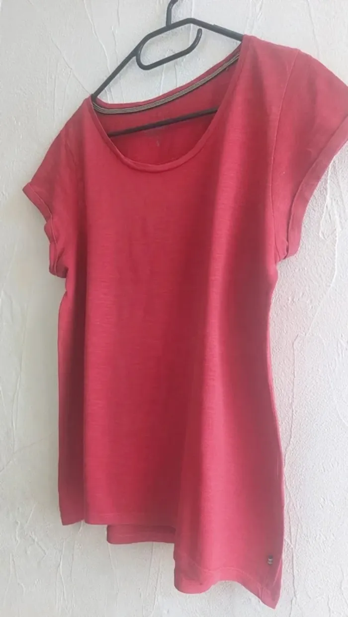 Tee-shirt Taille S - photo numéro 2