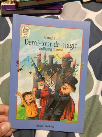 Livre Demi tour de magie