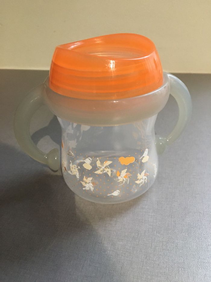 Biberon/ Tasse d’apprentissage - photo numéro 4