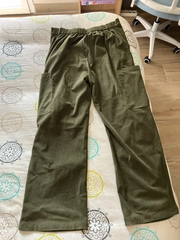 Pantalon en velours côtelé - photo numéro 4