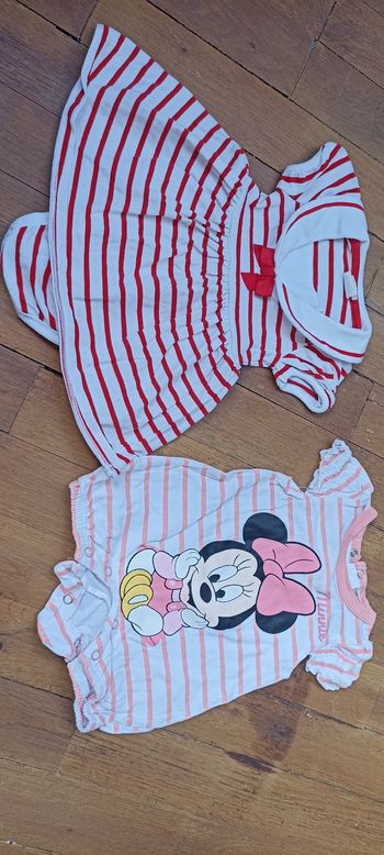 Ensemble neuf 1mois fille