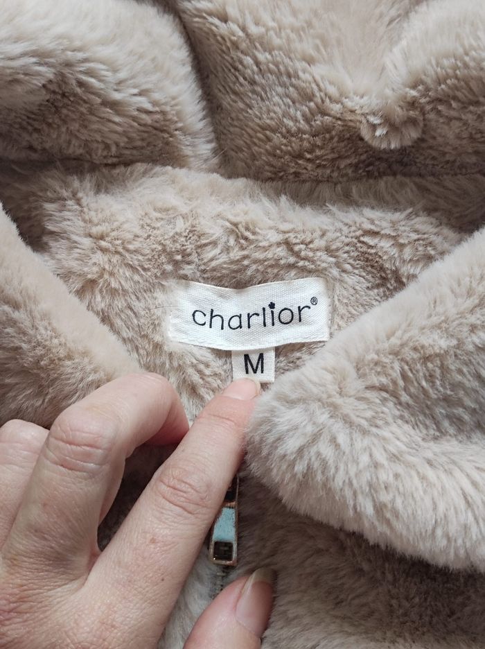 Veste beige fausse fourrure taille M - photo numéro 4