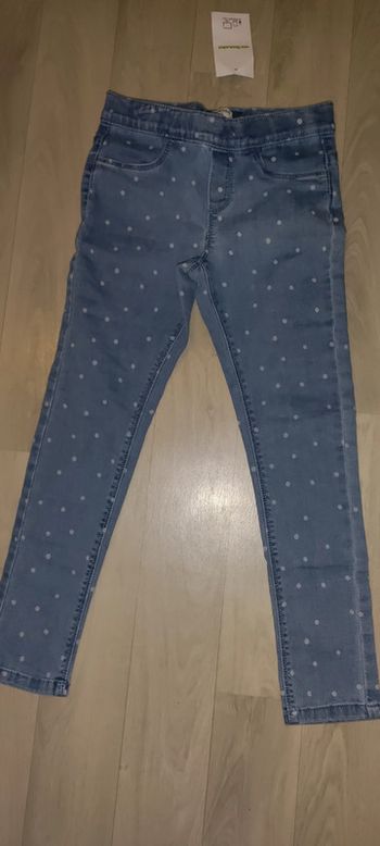 Joli Jean Vertbaudet 9 ans neuf 5€