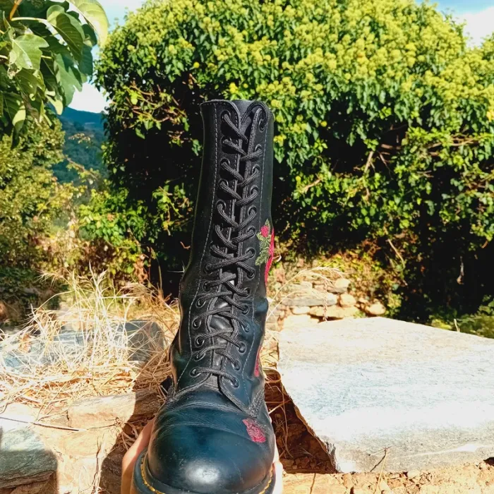 Dr. Martens 1914 Vonda roses brodées 39 - photo numéro 6