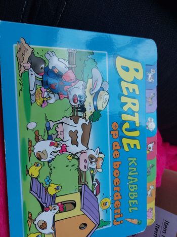 Livre Bertje Knabbel op de boerderij