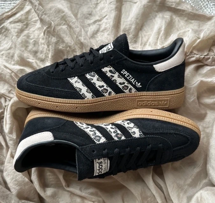 adidas  SAMBA OG taille 42.5 - photo numéro 3