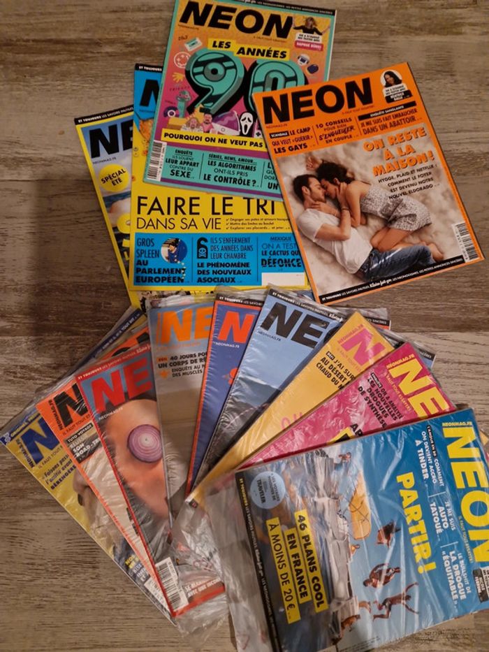 Lot magazines NEON