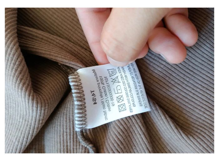 Polo sans manches marron à col contrasté – style rétro, casual chic - - photo numéro 4