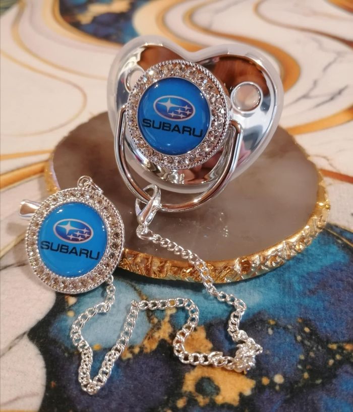 Tétine argenté subaru bleu - photo numéro 2