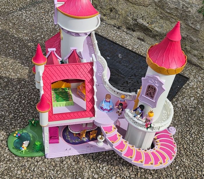 Grand château playmobil princesse - photo numéro 2