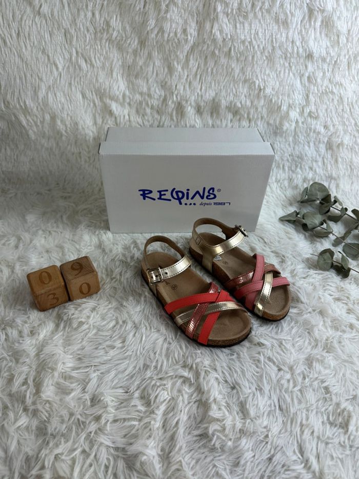Paire de sandales Reqins taille 30