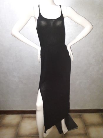 robe longue noire fendue des 2 cotés jennyfer taille 38/40