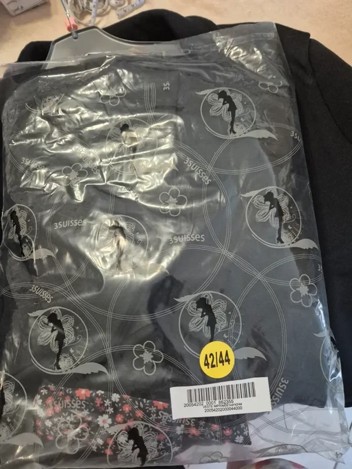 Veste 3 suisses - photo numéro 4