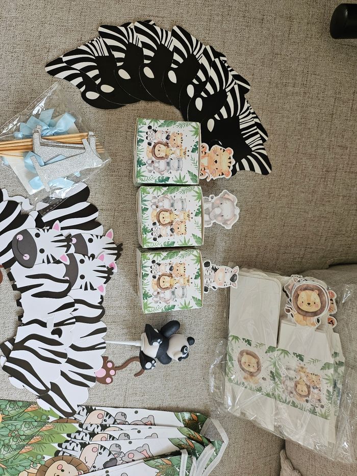 Lot décoration jungle - photo numéro 3