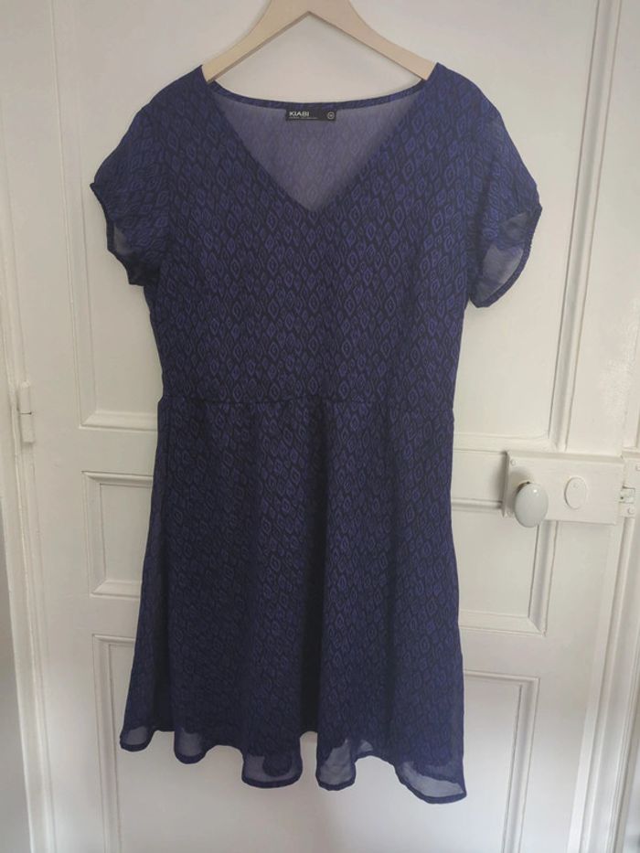 Robe noir bleu électrique  Kiabi 42 voile transparent