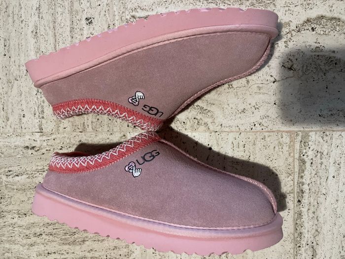 UGG Tazz Neuve - Taille 37, Tropical Pink Enfants - photo numéro 4