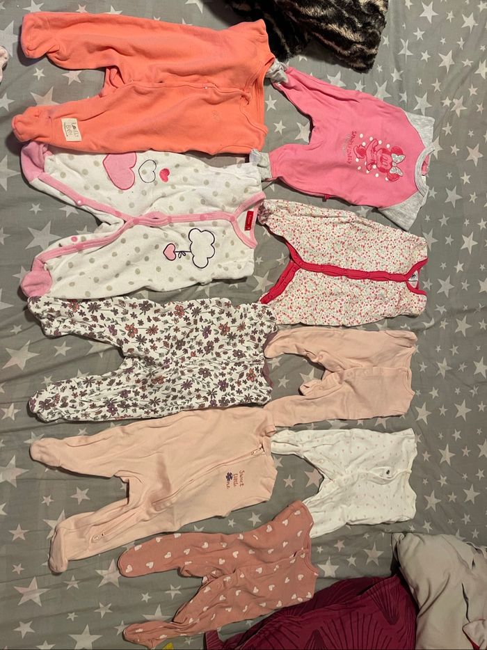 Vêtements, bébé -prématuré,  naissance , 1 mois et 3 mois - photo numéro 4