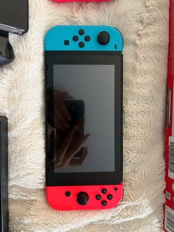 Nintendo Switch 