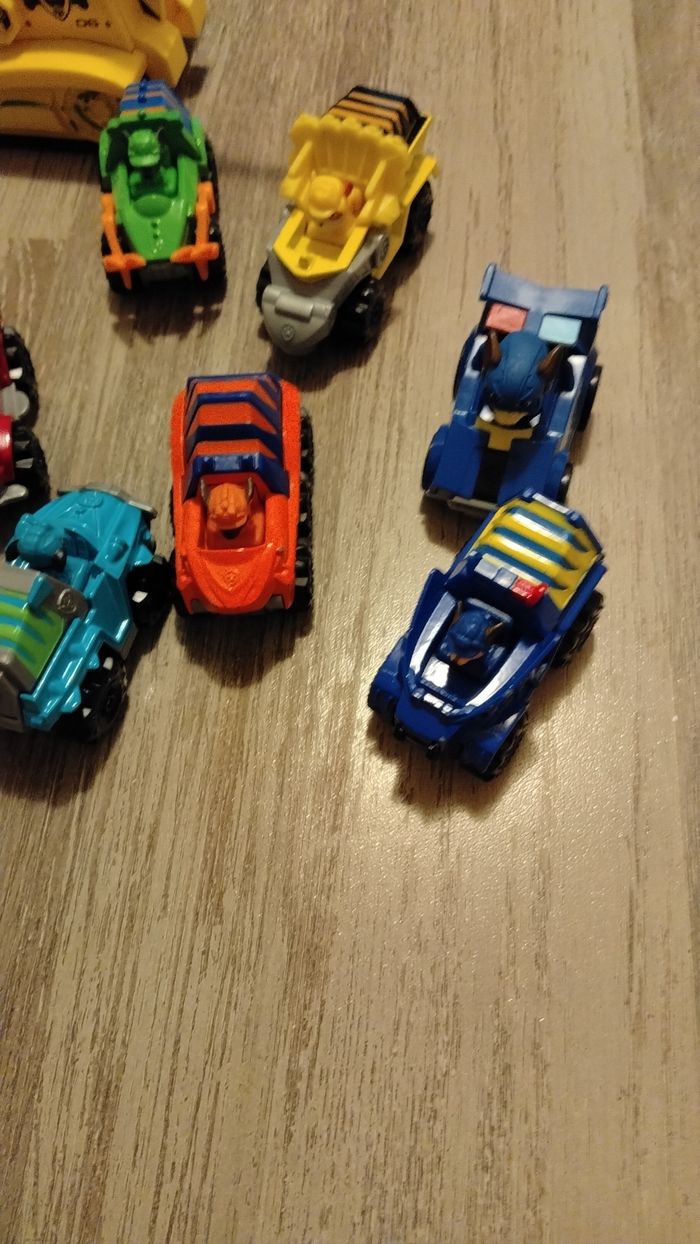 Figurines - photo numéro 2