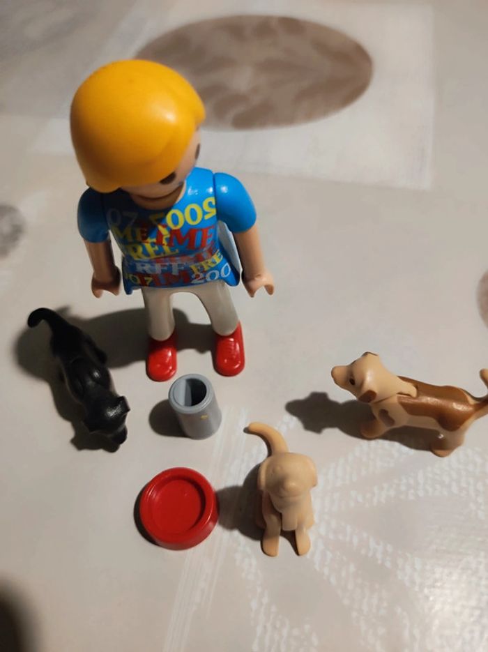 Playmobil maman et chiots - photo numéro 2