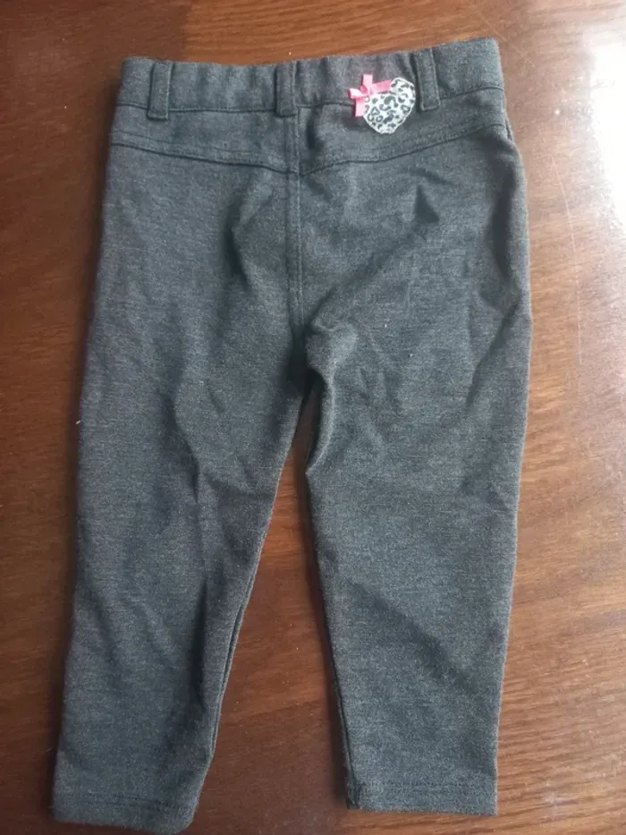 Pantalon gris 24 mois 86 cm petits cailloux - photo numéro 2