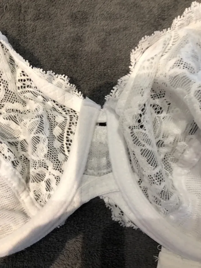 Soutien gorge 100C - photo numéro 4