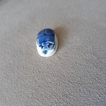 Faby27800 Scarabée Egyptien en céramique bleu et blanc