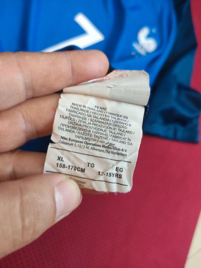 Maillot de foot Griezmann France, Nike Authentique Officiel taille enfant 13/15 ans, proche du Neuf - photo numéro 11