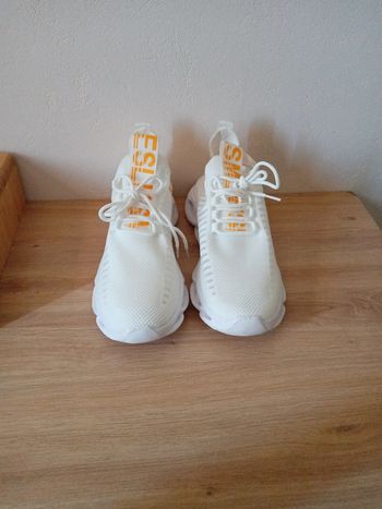 Chaussures blanches