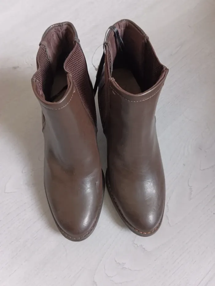 Bottines Grands boulevards pointure 40 Neuves - photo numéro 4