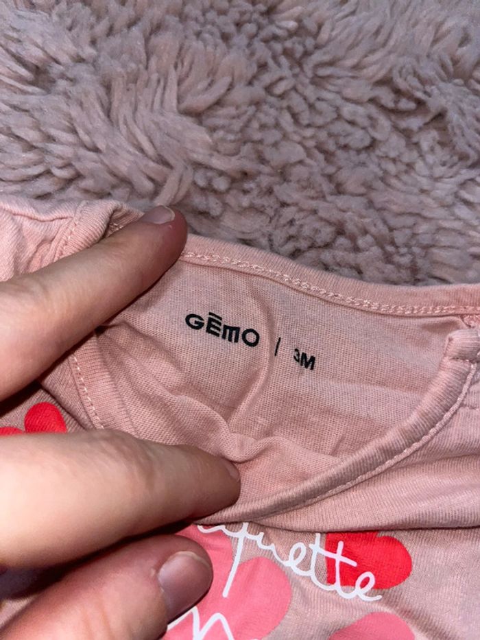 Tenue short 3 mois - photo numéro 3